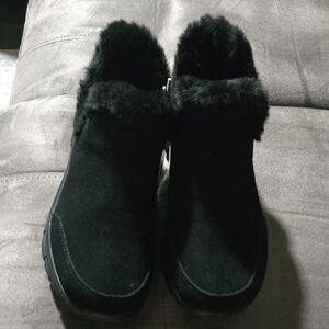 Skechers Women's Black Fur-Lined Winter Boots
